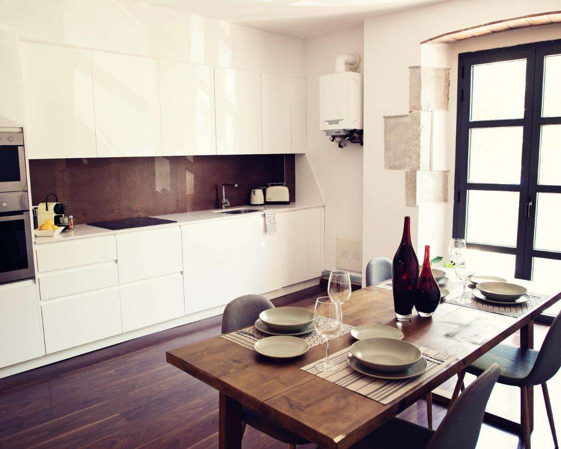 The Riverside Lodge Cozy And Spacious Apartment Girona Exterior photo